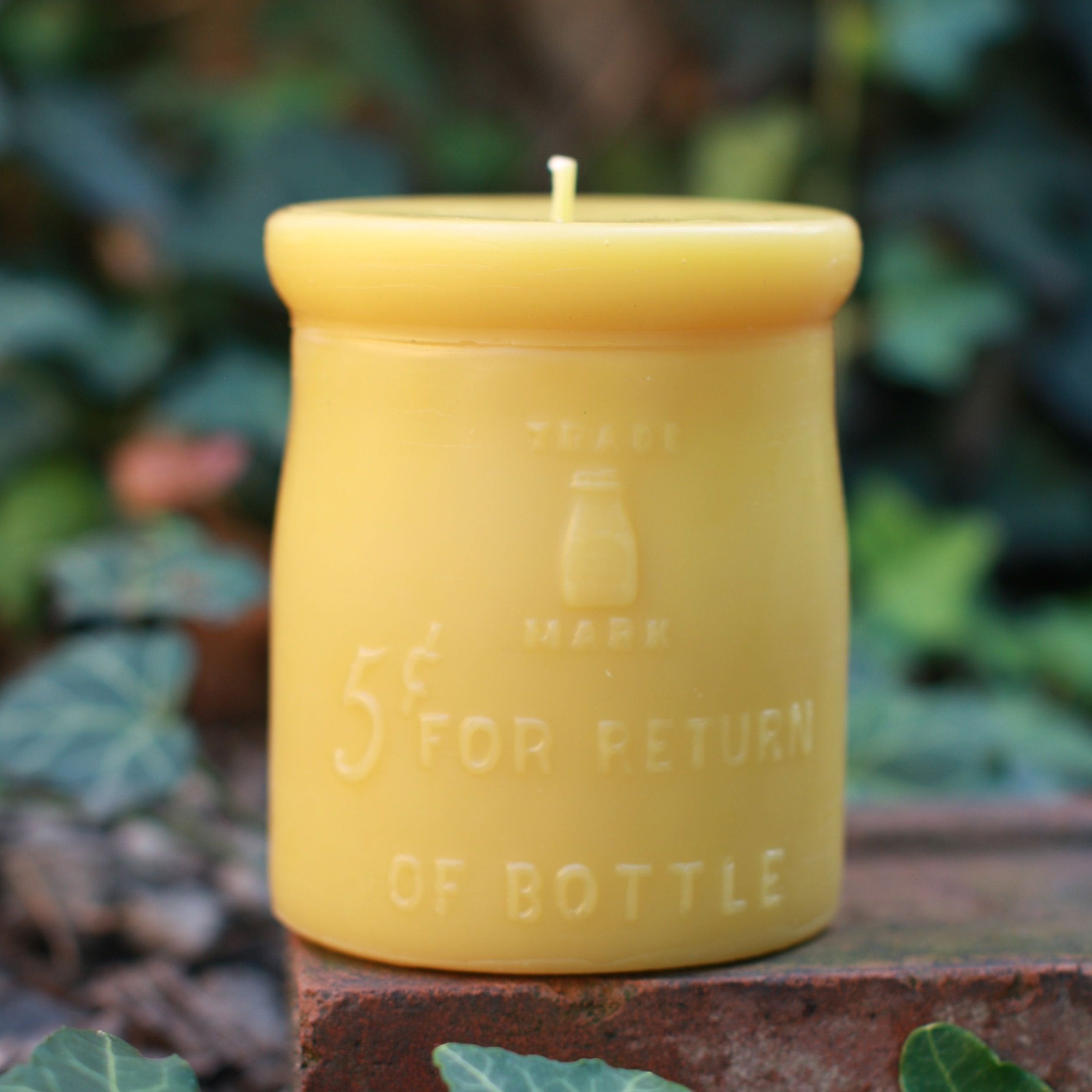 Bird's Hill Sour Cream Circa Candle - Pioneer Spirit