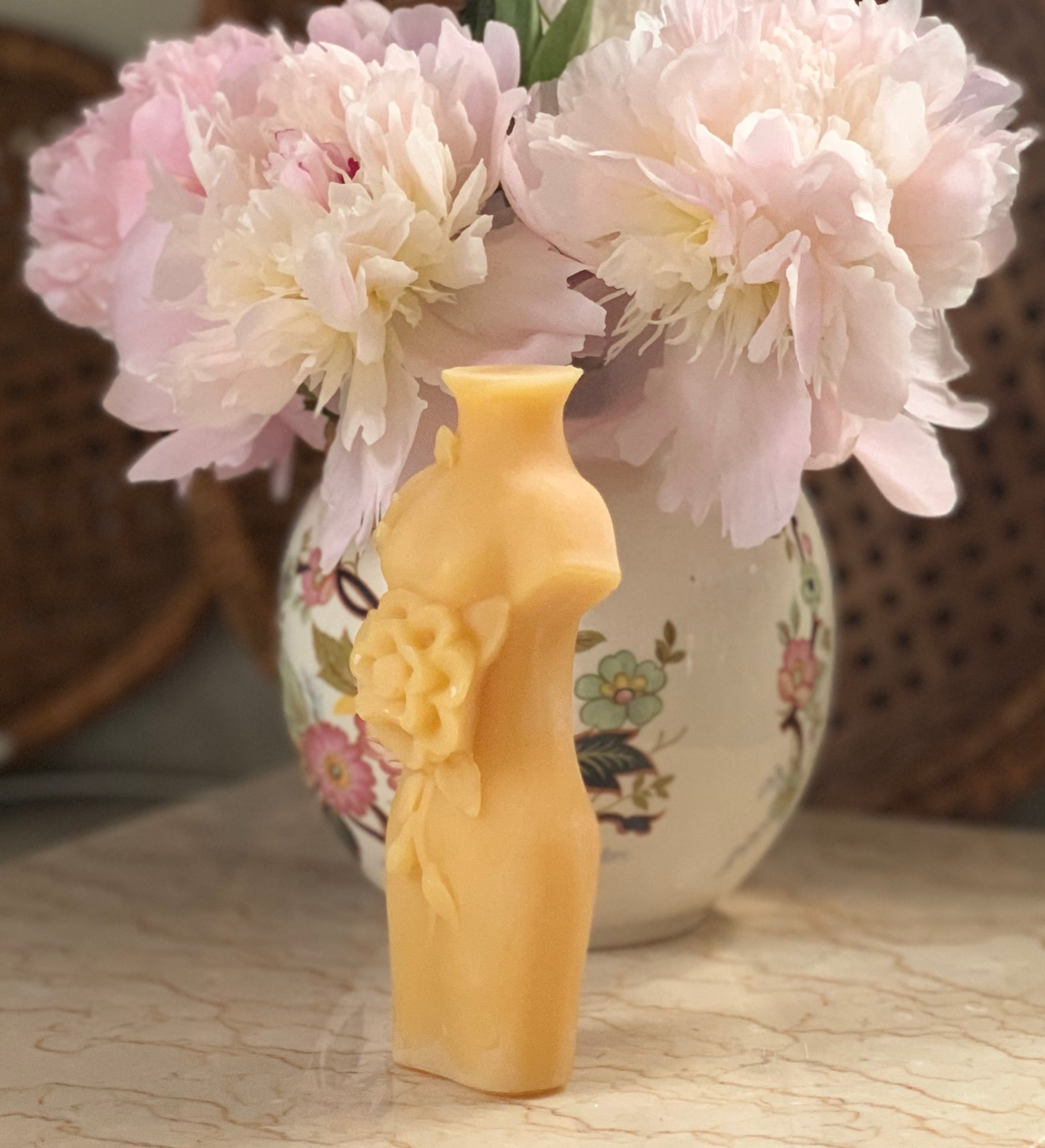 Flower Lady Candle - Pioneer Spirit