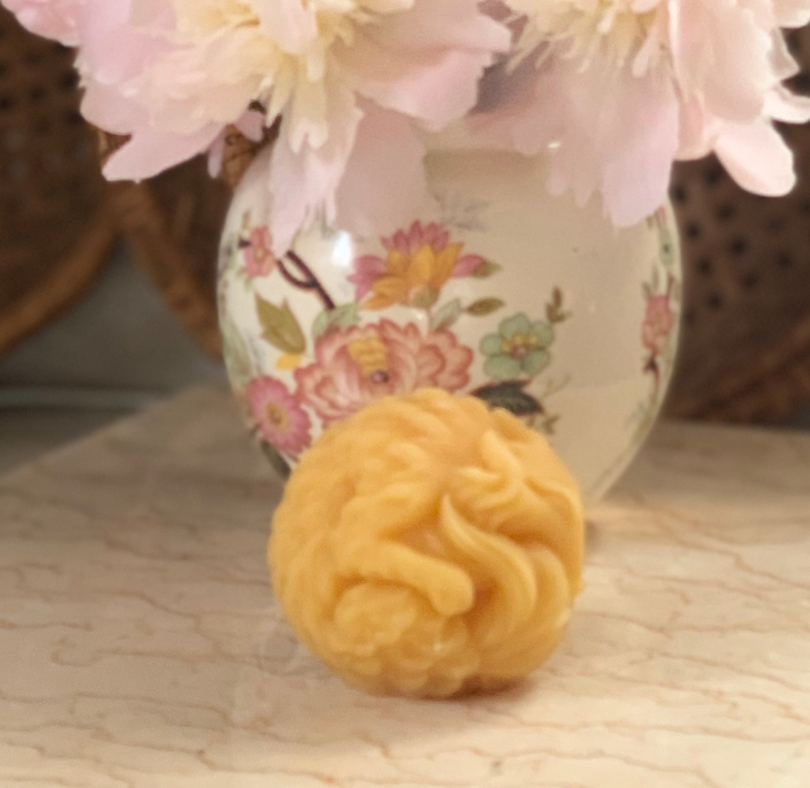 Fox Ball Candle - Pioneer Spirit