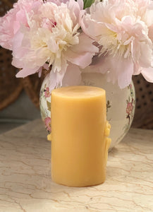 Lilly of the Valley Beeswax Candle - Pioneer Spirit